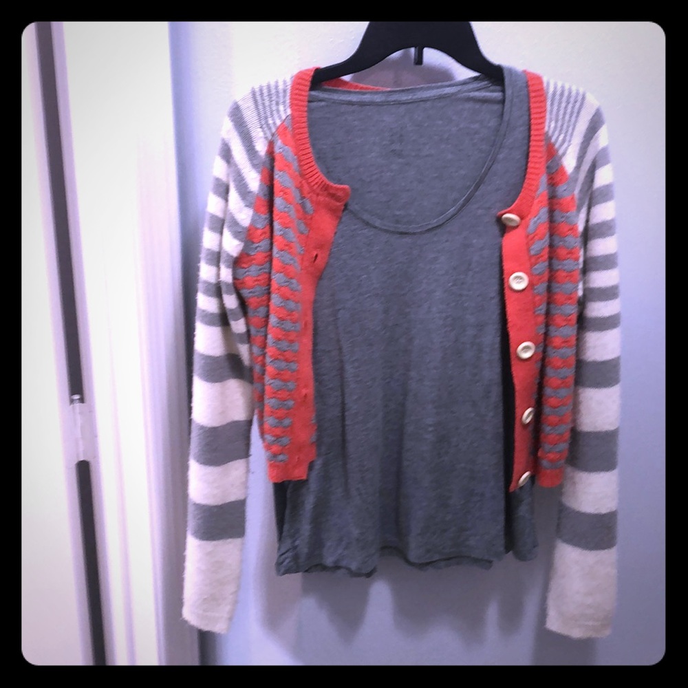 Short waisted cover sweater